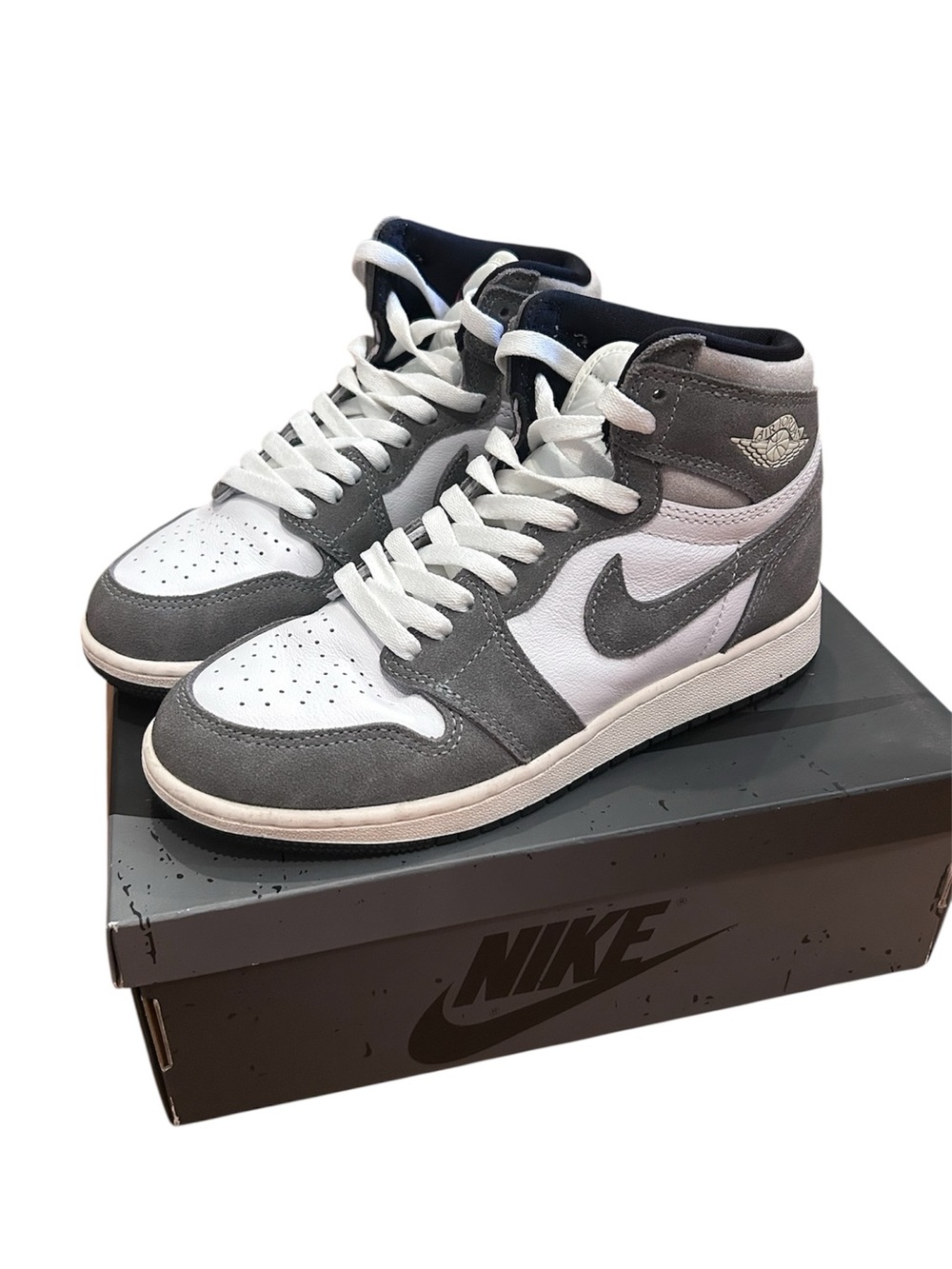 Nike Youth Air Jordan 1 Retro OG High - White & Grey